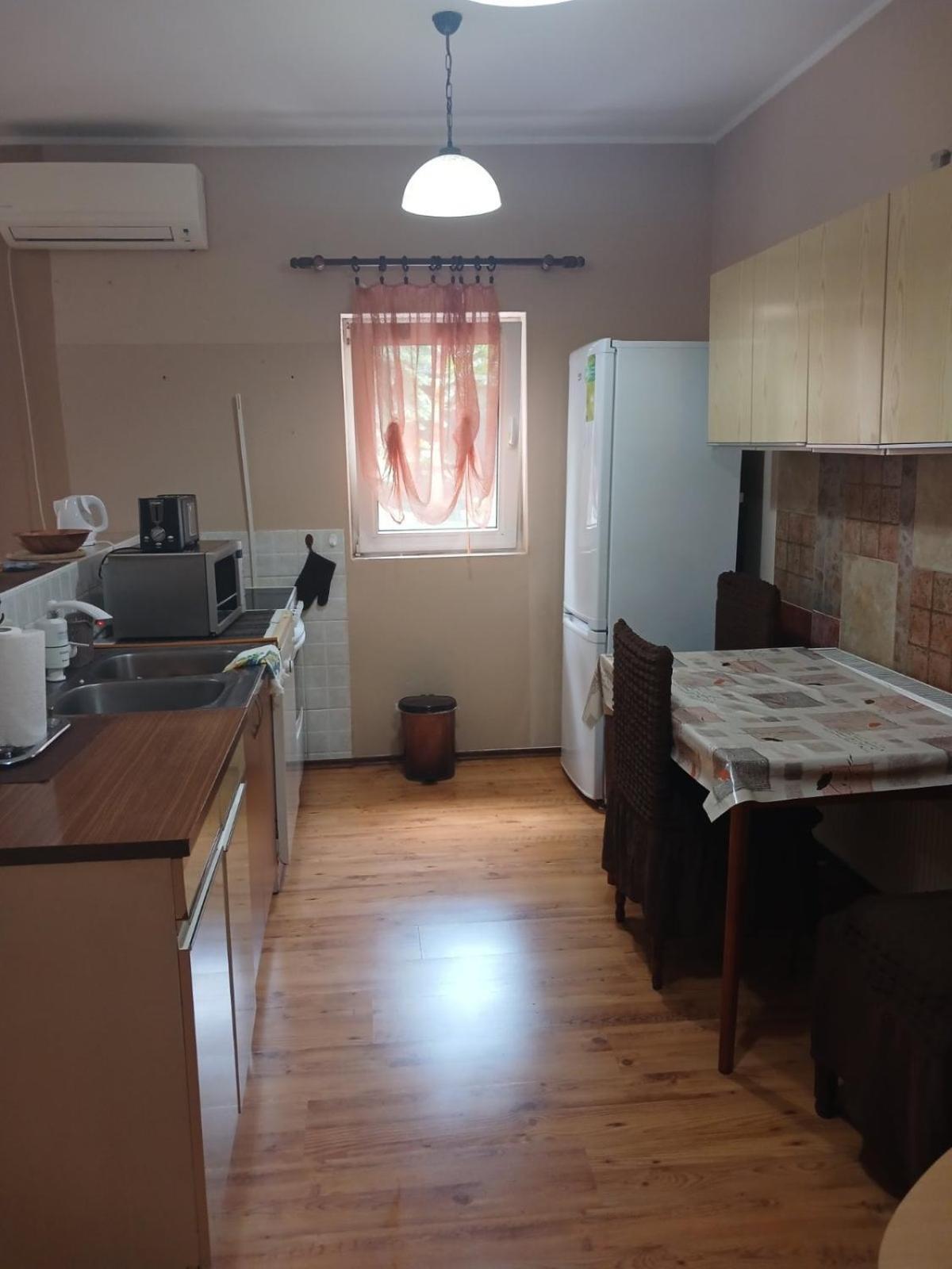 Mega Apartment Subotica Esterno foto