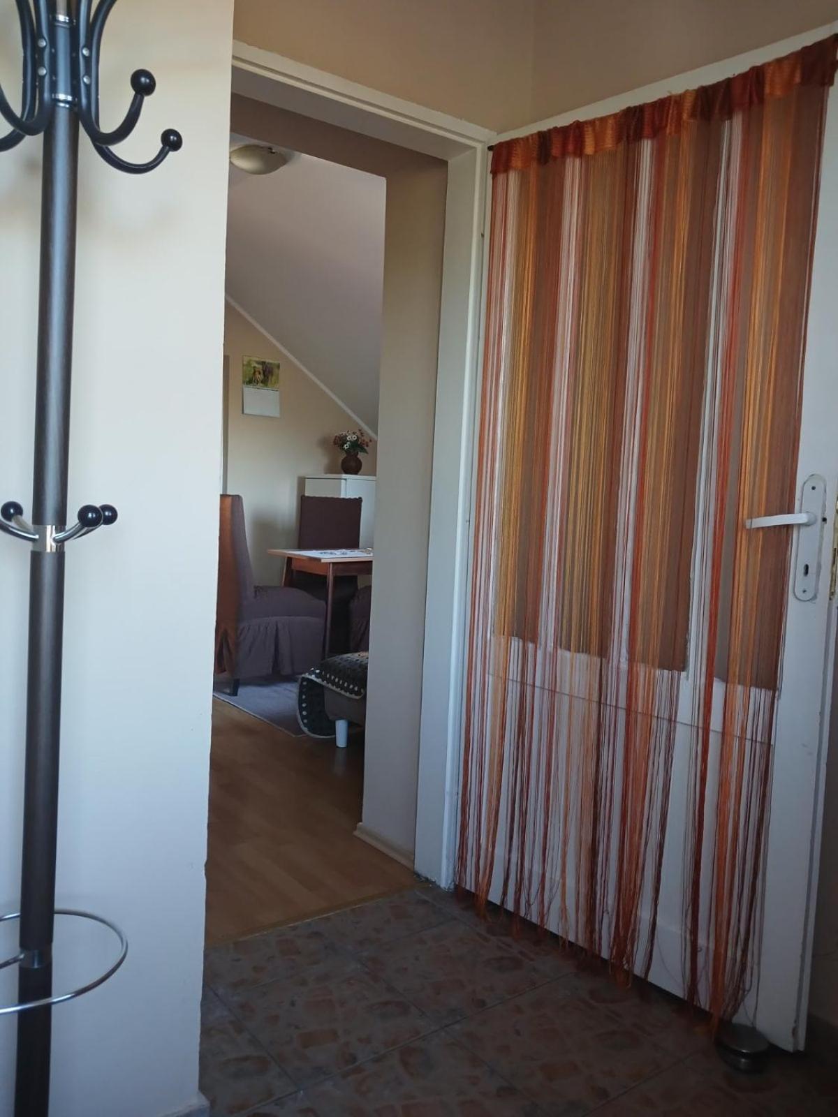 Mega Apartment Subotica Esterno foto